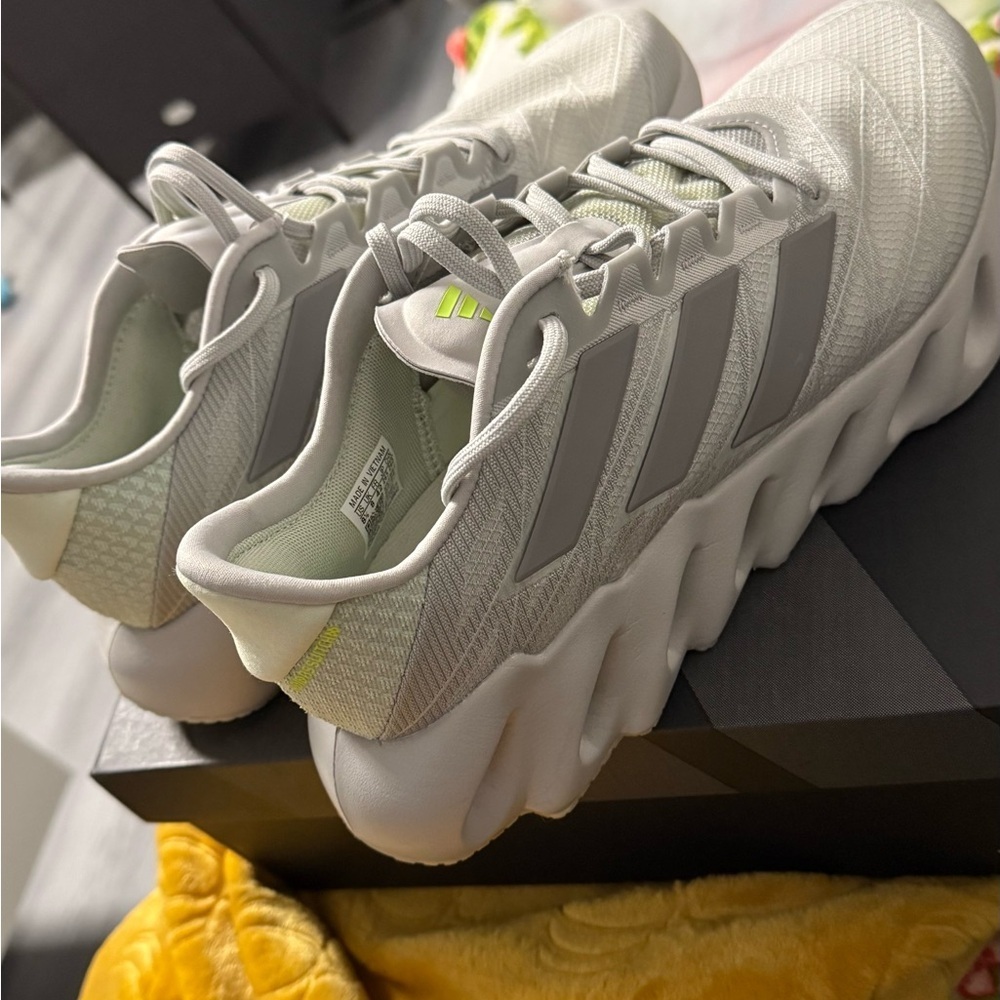 Adidas White and Silver Athletic Shoes - Picture 4 of 6